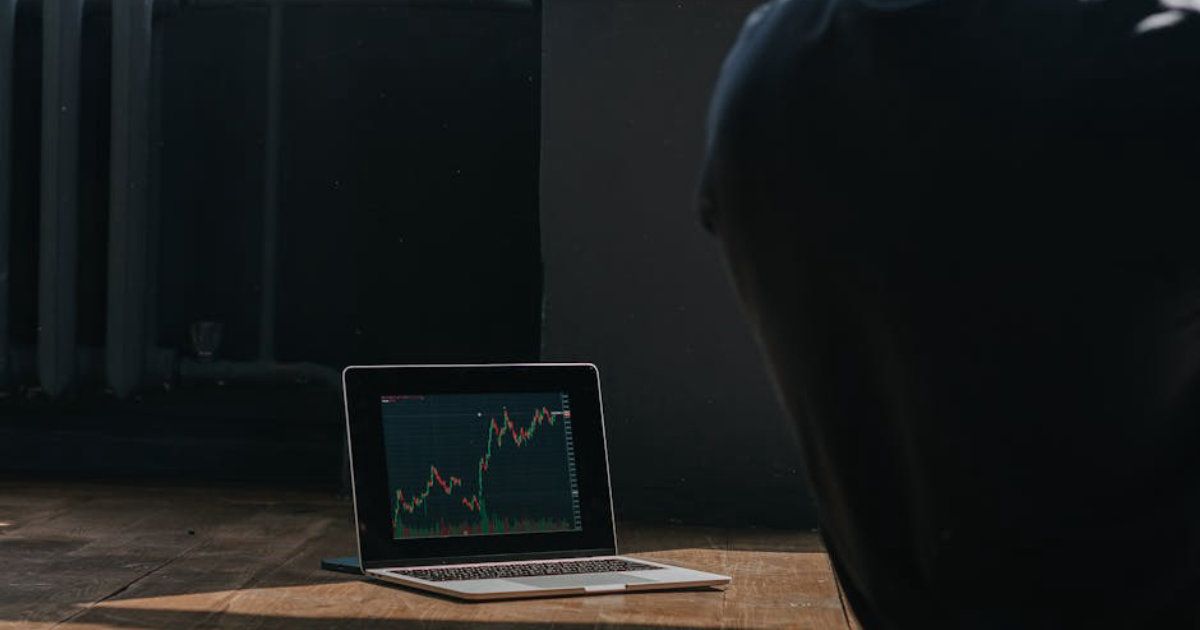 15 Proactive Ways to Visualize Your Spending Trends Using MoneyRoo Charts