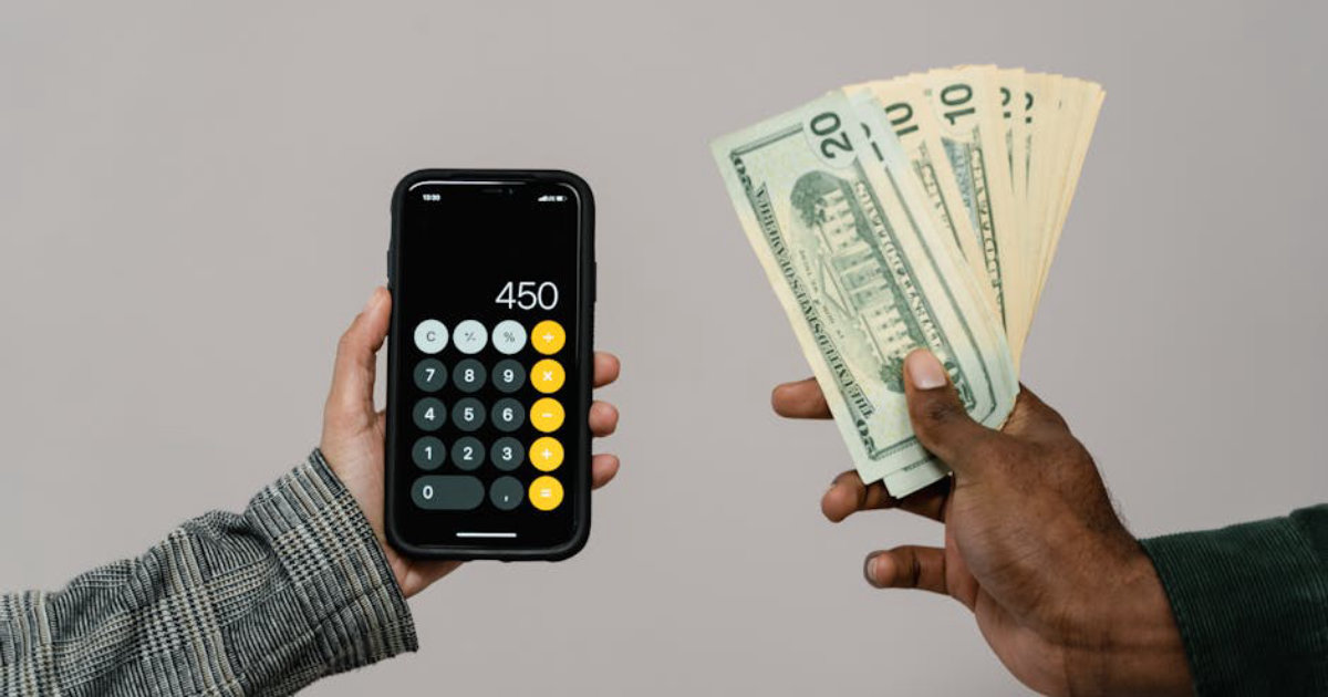 MoneyRoo vs EveryDollar: Which Budgeting App Is Better for Reducing Daily Friction?