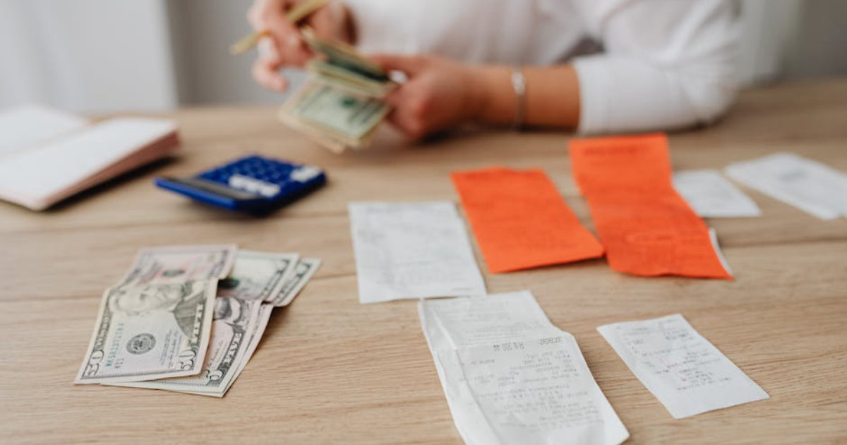 The Ultimate Guide to Building and Tracking Category-Based Budgets with MoneyRoo